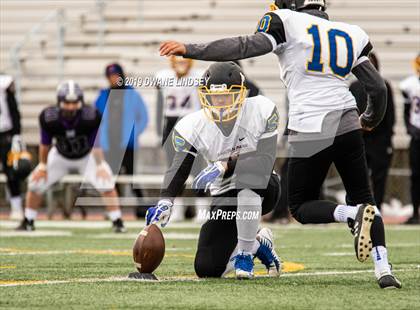 Thumbnail 2 in Lincoln Park vs Rolling Meadows (IHSA 7A First Round Playoff) photogallery.