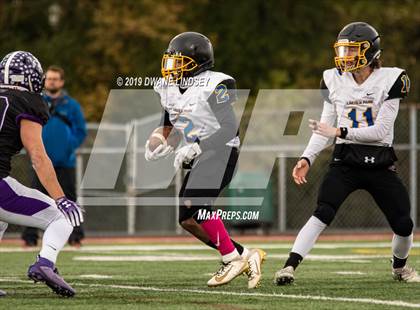 Thumbnail 1 in Lincoln Park vs Rolling Meadows (IHSA 7A First Round Playoff) photogallery.