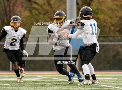 Thumbnail 2 in Lincoln Park vs Rolling Meadows (IHSA 7A First Round Playoff) photogallery.