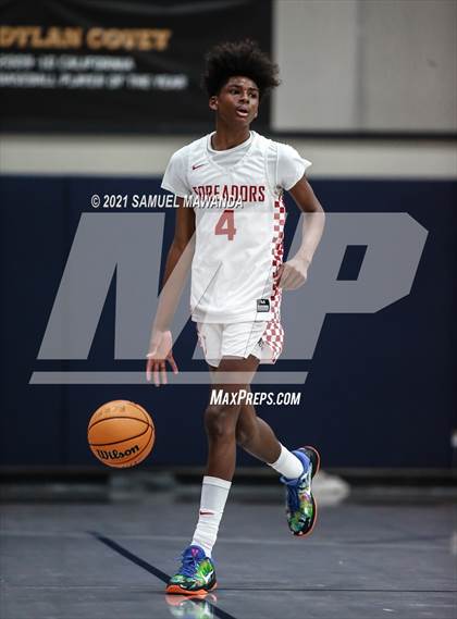 Thumbnail 2 in Taft vs  Santa Clarita Christian (19th Annual Rose City Roundball classic) photogallery.
