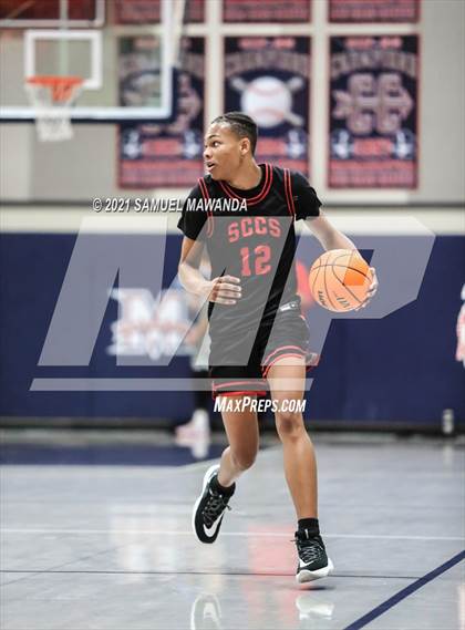 Thumbnail 1 in Taft vs  Santa Clarita Christian (19th Annual Rose City Roundball classic) photogallery.
