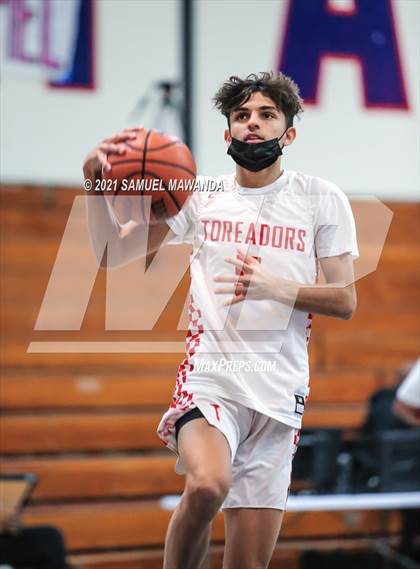Thumbnail 3 in Taft vs  Santa Clarita Christian (19th Annual Rose City Roundball classic) photogallery.