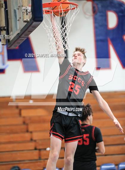 Thumbnail 2 in Taft vs  Santa Clarita Christian (19th Annual Rose City Roundball classic) photogallery.