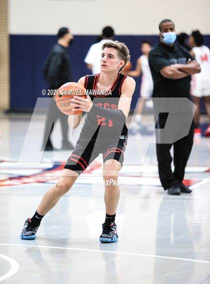 Thumbnail 3 in Taft vs  Santa Clarita Christian (19th Annual Rose City Roundball classic) photogallery.