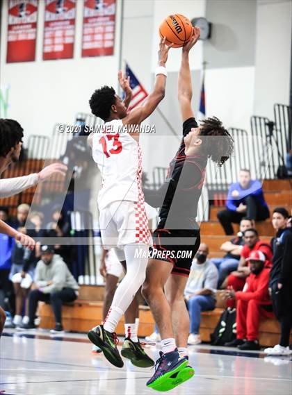 Thumbnail 1 in Taft vs  Santa Clarita Christian (19th Annual Rose City Roundball classic) photogallery.