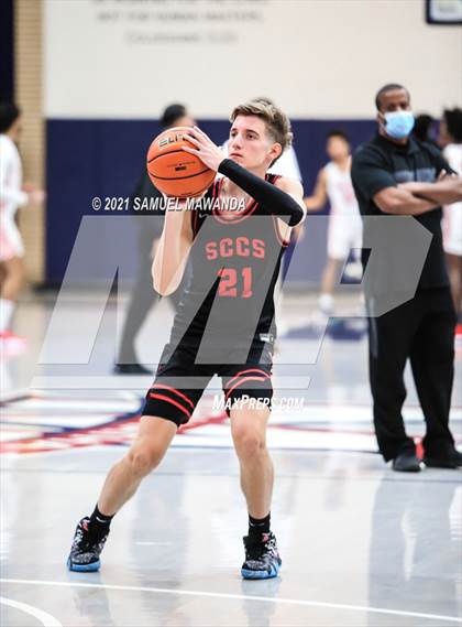 Thumbnail 1 in Taft vs  Santa Clarita Christian (19th Annual Rose City Roundball classic) photogallery.