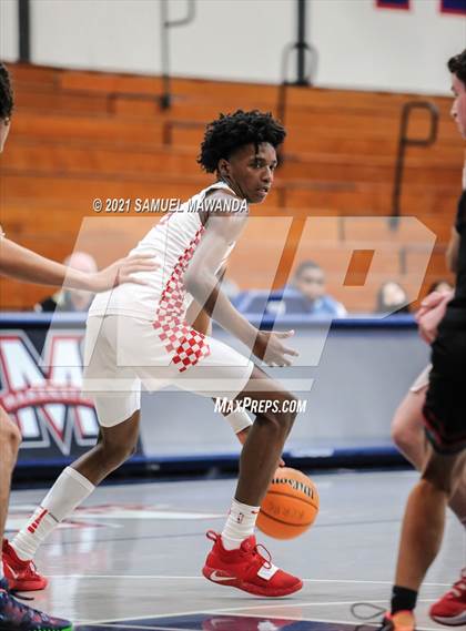 Thumbnail 3 in Taft vs  Santa Clarita Christian (19th Annual Rose City Roundball classic) photogallery.