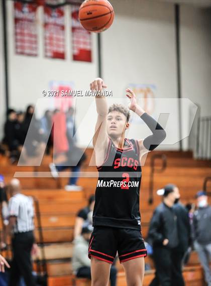 Thumbnail 2 in Taft vs  Santa Clarita Christian (19th Annual Rose City Roundball classic) photogallery.