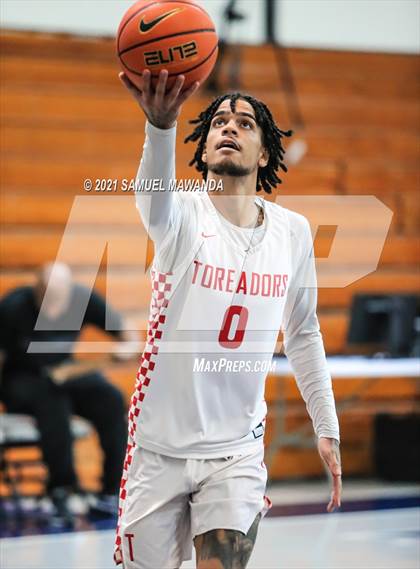 Thumbnail 1 in Taft vs  Santa Clarita Christian (19th Annual Rose City Roundball classic) photogallery.