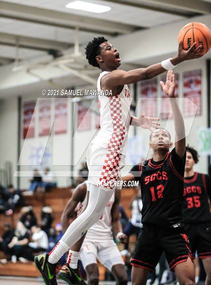 Thumbnail 3 in Taft vs  Santa Clarita Christian (19th Annual Rose City Roundball classic) photogallery.