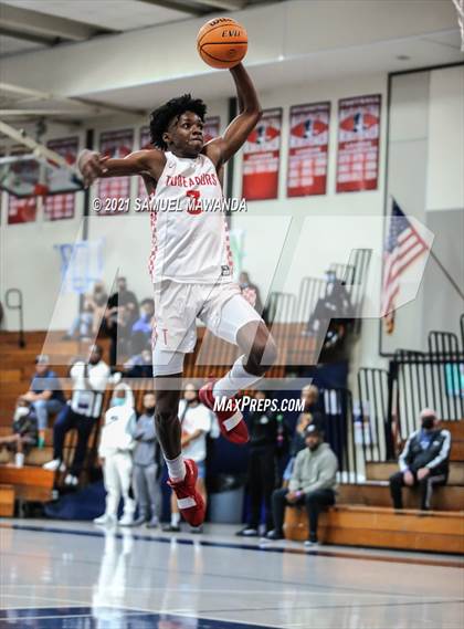 Thumbnail 2 in Taft vs  Santa Clarita Christian (19th Annual Rose City Roundball classic) photogallery.