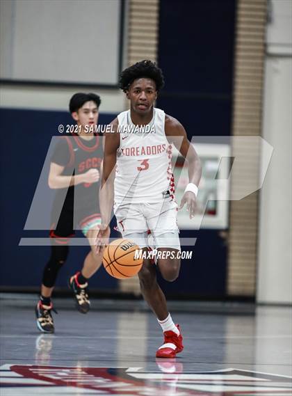 Thumbnail 2 in Taft vs  Santa Clarita Christian (19th Annual Rose City Roundball classic) photogallery.
