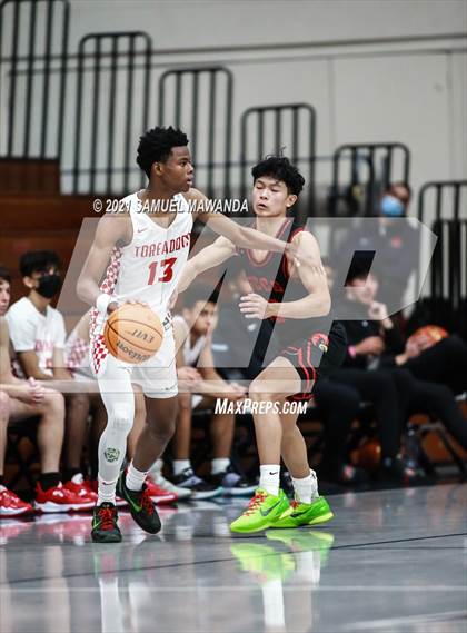 Thumbnail 1 in Taft vs  Santa Clarita Christian (19th Annual Rose City Roundball classic) photogallery.