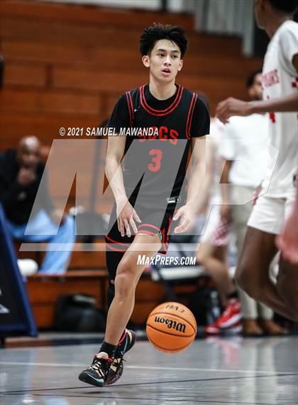 Thumbnail 3 in Taft vs  Santa Clarita Christian (19th Annual Rose City Roundball classic) photogallery.