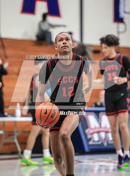 Thumbnail 2 in Taft vs  Santa Clarita Christian (19th Annual Rose City Roundball classic) photogallery.