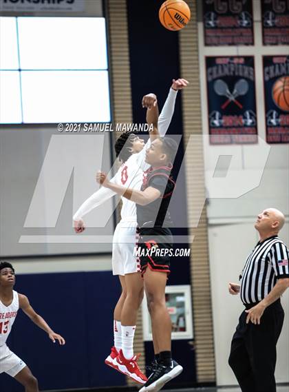 Thumbnail 3 in Taft vs  Santa Clarita Christian (19th Annual Rose City Roundball classic) photogallery.