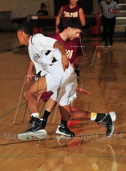Thumbnail 1 in Palos Verdes Peninsula vs. Colton (MaxPreps Holiday Classic) photogallery.