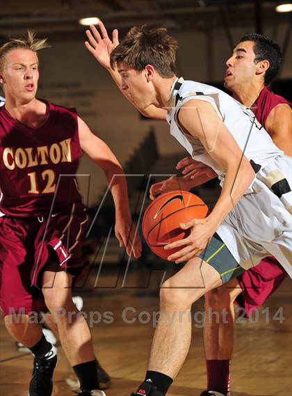 Thumbnail 1 in Palos Verdes Peninsula vs. Colton (MaxPreps Holiday Classic) photogallery.