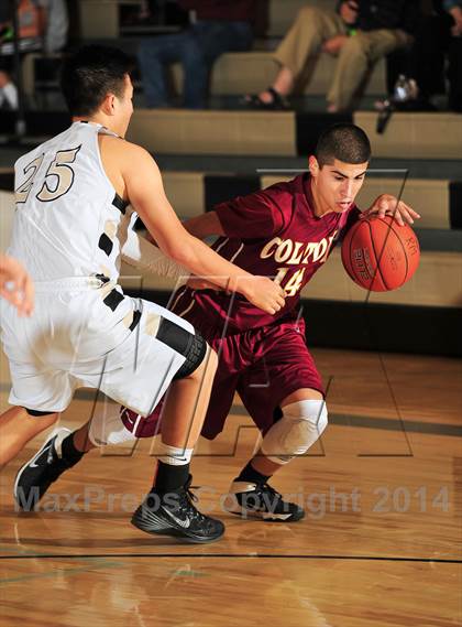 Thumbnail 1 in Palos Verdes Peninsula vs. Colton (MaxPreps Holiday Classic) photogallery.