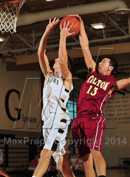 Thumbnail 2 in Palos Verdes Peninsula vs. Colton (MaxPreps Holiday Classic) photogallery.