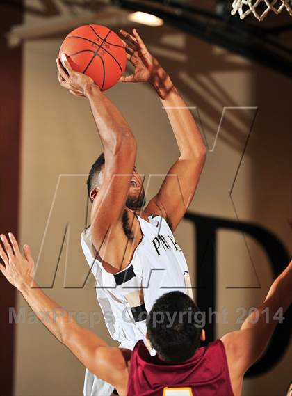 Thumbnail 2 in Palos Verdes Peninsula vs. Colton (MaxPreps Holiday Classic) photogallery.