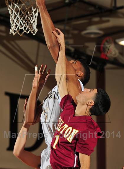 Thumbnail 3 in Palos Verdes Peninsula vs. Colton (MaxPreps Holiday Classic) photogallery.