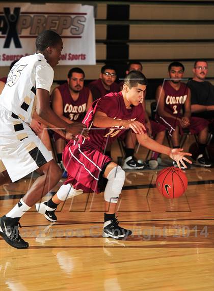 Thumbnail 1 in Palos Verdes Peninsula vs. Colton (MaxPreps Holiday Classic) photogallery.