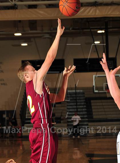 Thumbnail 3 in Palos Verdes Peninsula vs. Colton (MaxPreps Holiday Classic) photogallery.
