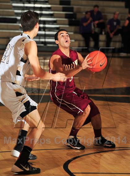 Thumbnail 3 in Palos Verdes Peninsula vs. Colton (MaxPreps Holiday Classic) photogallery.