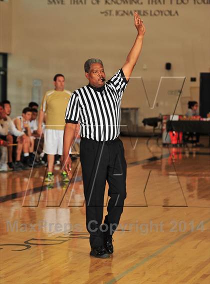 Thumbnail 2 in Palos Verdes Peninsula vs. Colton (MaxPreps Holiday Classic) photogallery.