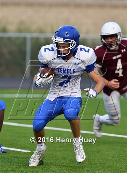 Thumbnail 2 in Round Rock vs Temple photogallery.