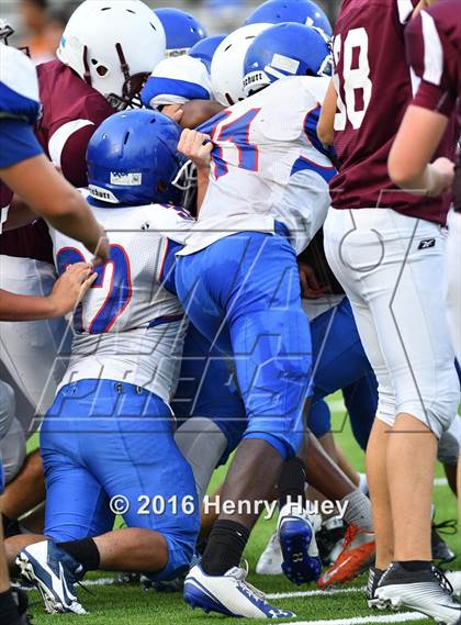 Thumbnail 3 in Round Rock vs Temple photogallery.