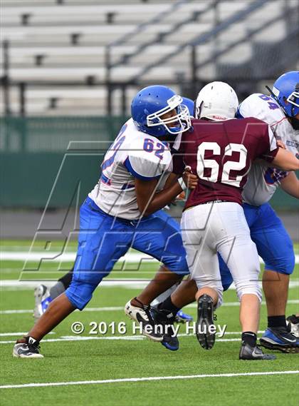 Thumbnail 2 in Round Rock vs Temple photogallery.