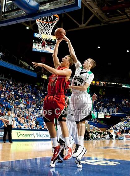 Thumbnail 1 in Rowan County vs. Bullett East (KHSAA Sweet 16 Semifinal) photogallery.