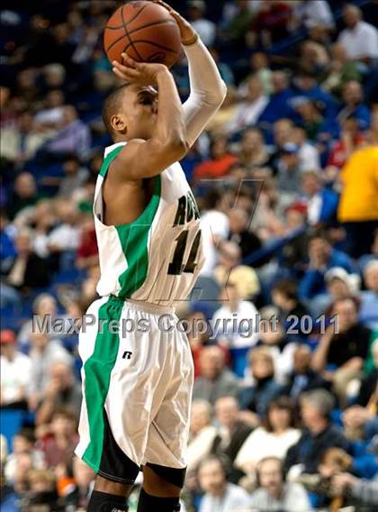 Thumbnail 1 in Rowan County vs. Bullett East (KHSAA Sweet 16 Semifinal) photogallery.