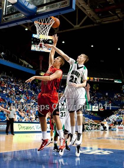 Thumbnail 2 in Rowan County vs. Bullett East (KHSAA Sweet 16 Semifinal) photogallery.