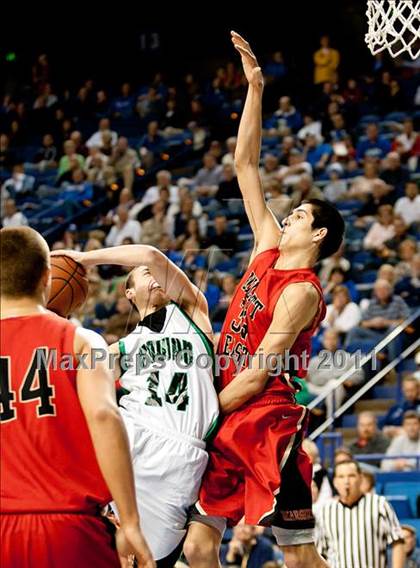 Thumbnail 2 in Rowan County vs. Bullett East (KHSAA Sweet 16 Semifinal) photogallery.