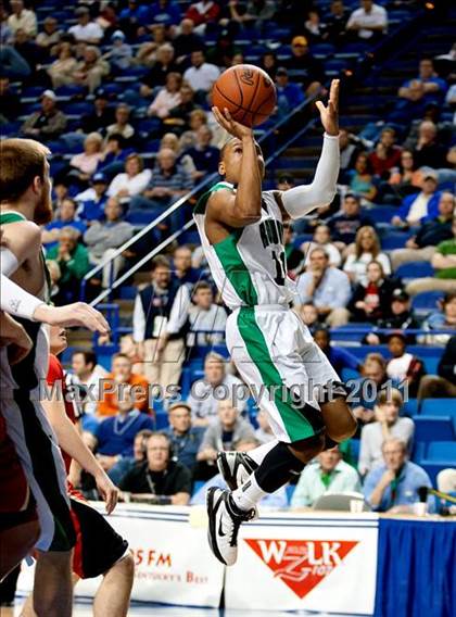 Thumbnail 3 in Rowan County vs. Bullett East (KHSAA Sweet 16 Semifinal) photogallery.