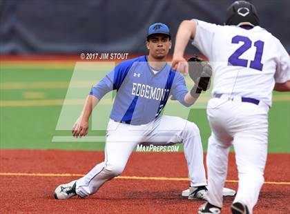 Thumbnail 2 in Edgemont vs. New Rochelle (Dom Cecere Tournament) photogallery.
