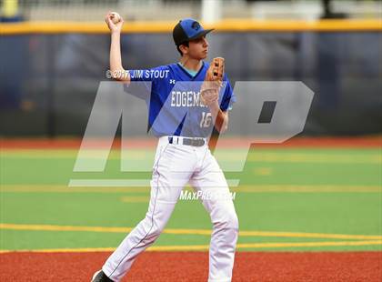 Thumbnail 2 in Edgemont vs. New Rochelle (Dom Cecere Tournament) photogallery.