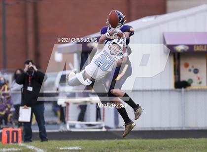Thumbnail 3 in Jerseyville @ Civic Memorial photogallery.