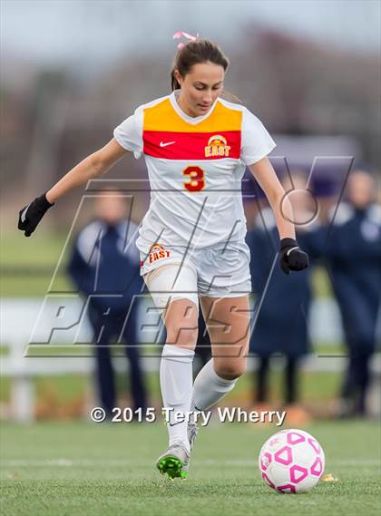 Thumbnail 2 in Brighton vs Williamsville East (NYSPHSAA Class A Regional Final) photogallery.