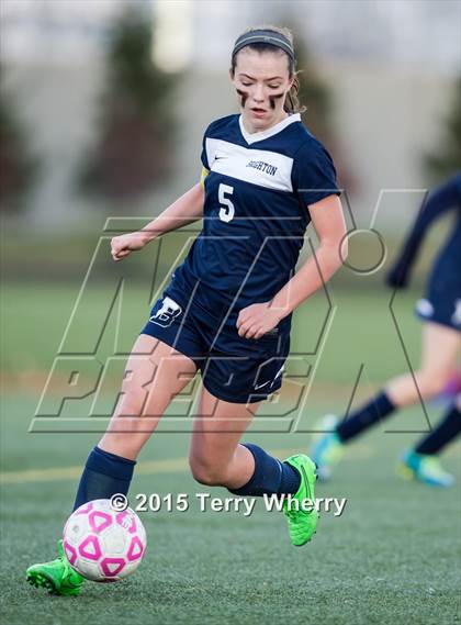 Thumbnail 3 in Brighton vs Williamsville East (NYSPHSAA Class A Regional Final) photogallery.