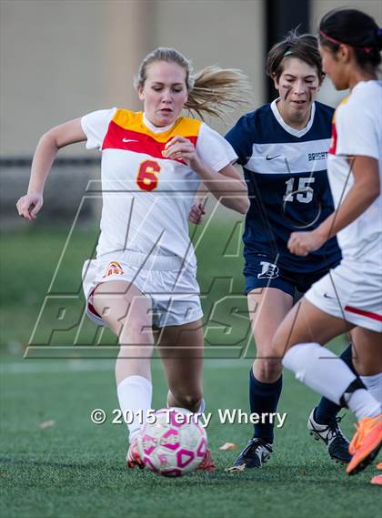 Thumbnail 1 in Brighton vs Williamsville East (NYSPHSAA Class A Regional Final) photogallery.