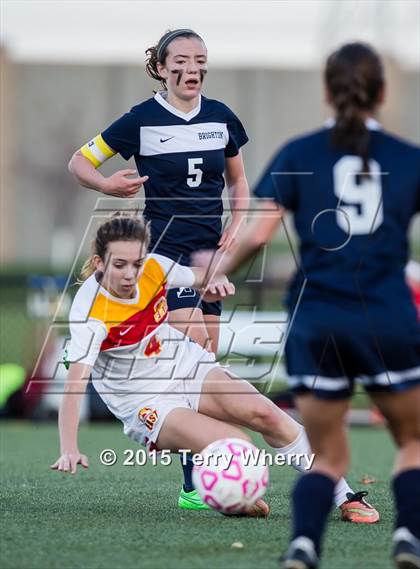 Thumbnail 3 in Brighton vs Williamsville East (NYSPHSAA Class A Regional Final) photogallery.