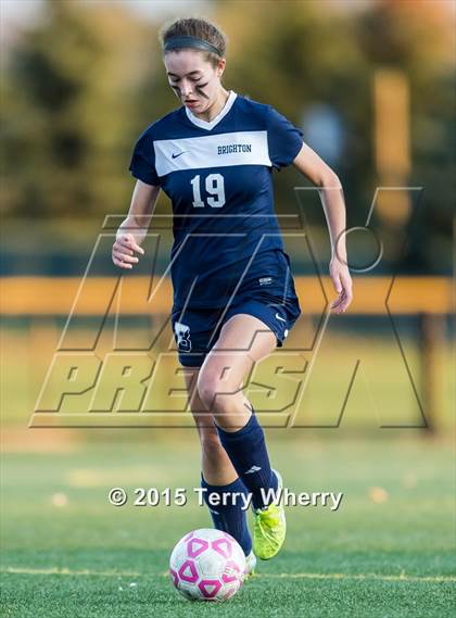 Thumbnail 1 in Brighton vs Williamsville East (NYSPHSAA Class A Regional Final) photogallery.