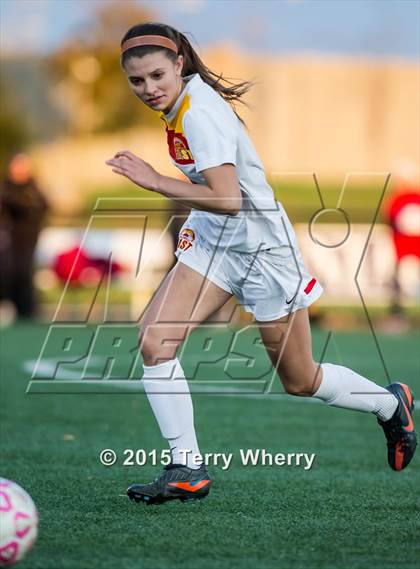 Thumbnail 3 in Brighton vs Williamsville East (NYSPHSAA Class A Regional Final) photogallery.