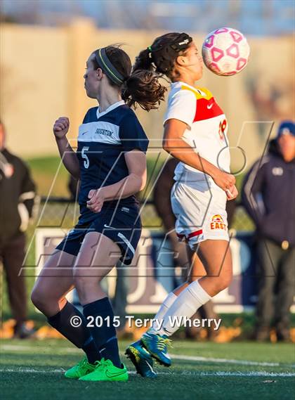Thumbnail 2 in Brighton vs Williamsville East (NYSPHSAA Class A Regional Final) photogallery.