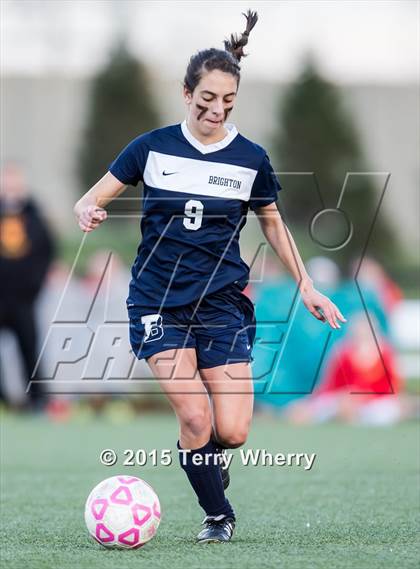 Thumbnail 3 in Brighton vs Williamsville East (NYSPHSAA Class A Regional Final) photogallery.