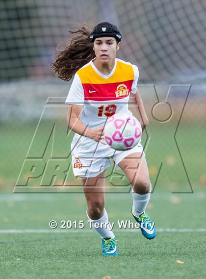 Thumbnail 2 in Brighton vs Williamsville East (NYSPHSAA Class A Regional Final) photogallery.